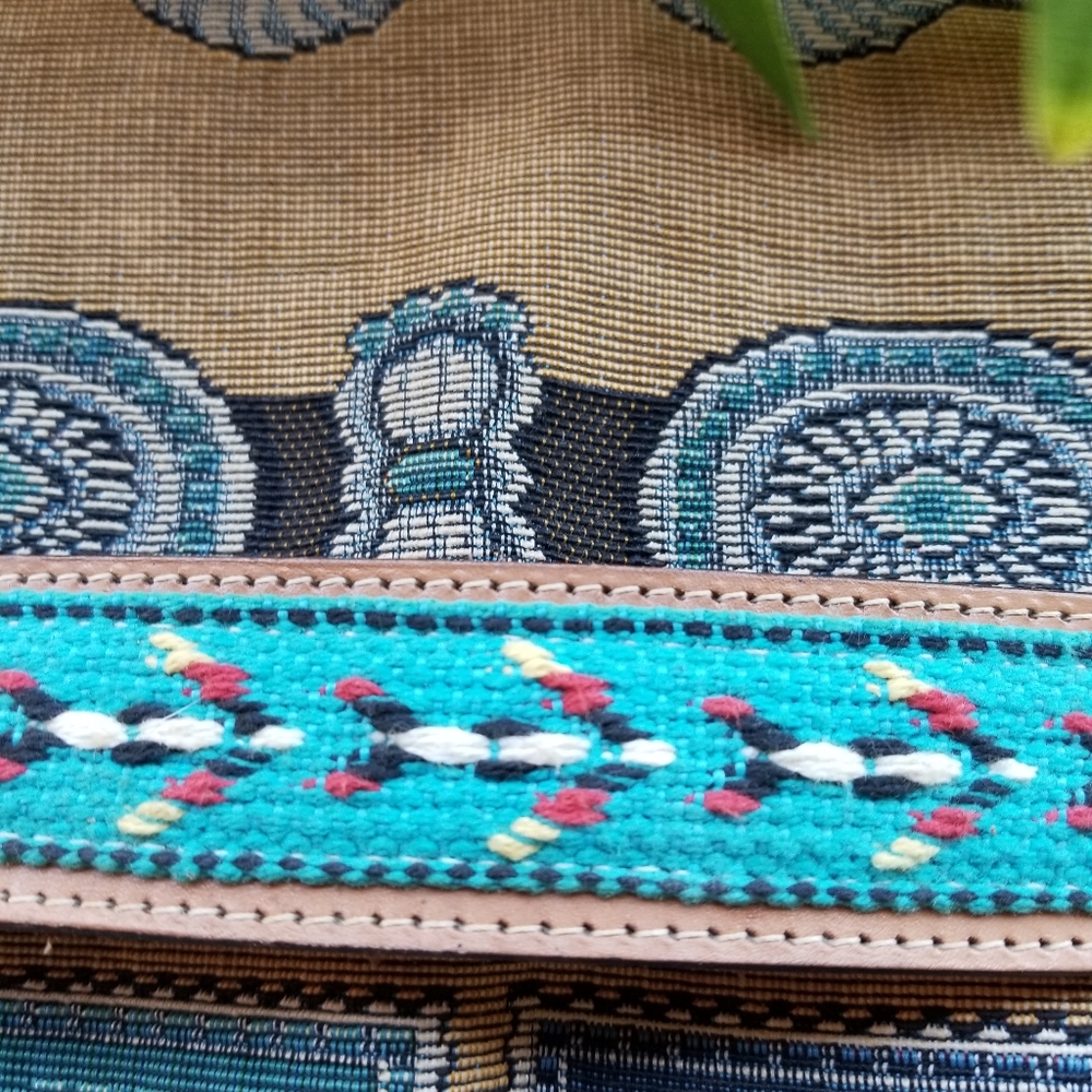 Southwestern emroidered belt S